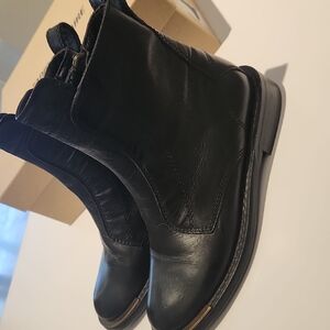 Womens Laureen High Silk Booties New Without Box